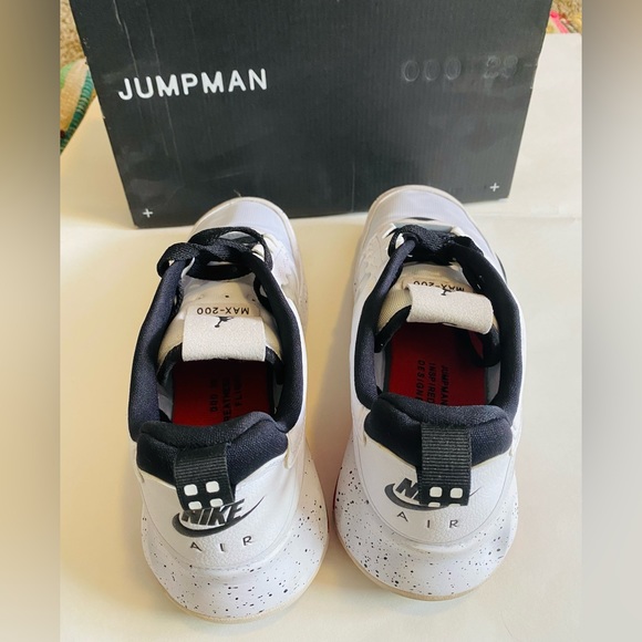 Jordan Max 200 - Picture 4 of 4